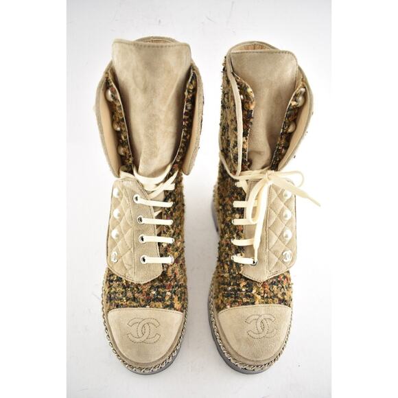 Chanel 18K Citizen Brown Beige Green Tweed CC Chain Pearl Combat Tall Boots 34.5 - Picture 6 of 12